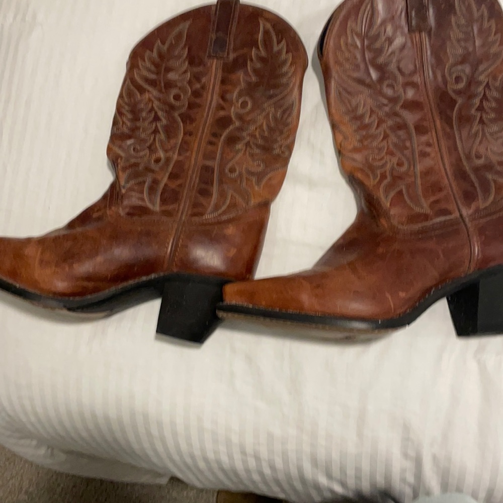 Great comfortable real cowboy boots